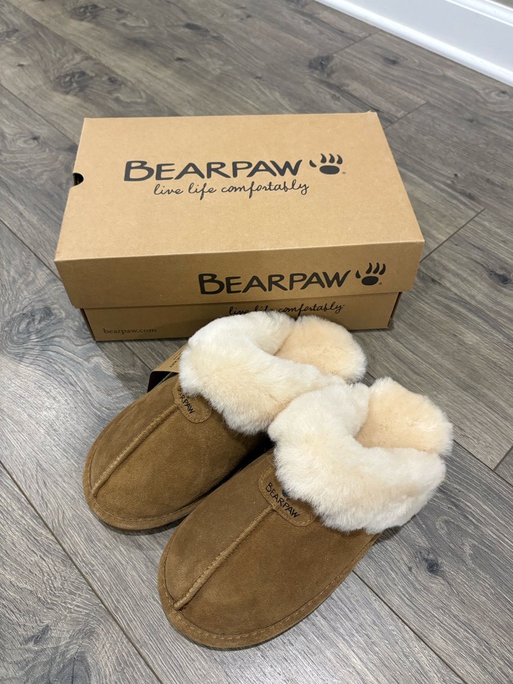 Bearpaw Women’s Loki II NWT Slippers